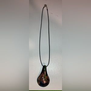 MURANO GLASS PENDANT NECKLACE
